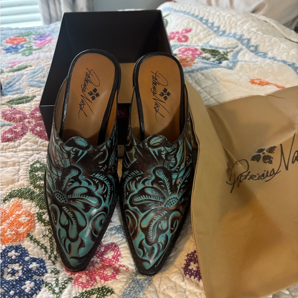 Floral Embossed Leather Mules - Picture 2 of 4